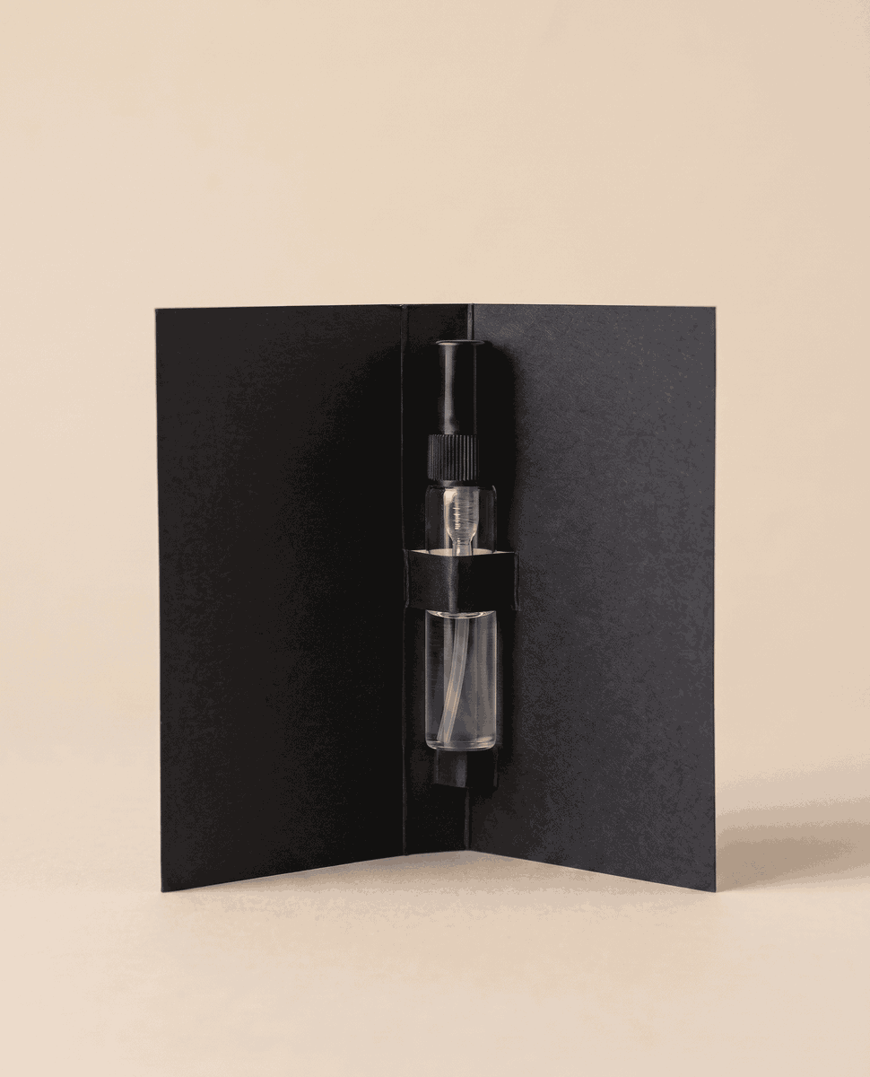AlinGlass_'s tweet image. Selamlar,

Tester &amp;amp; Sample şişelerinizi hediye ederken minik bir ambalaj aradığınızı duyar gibiyiz :) Parfüm tester kartımızı sizlere tanıtmak isteriz. Aşağıdaki linkten ürüne ulaşabilirsiniz:

alinglass.com/urun/parfum-te…

#parfüm #tester #testerşişe #esans #3ml #5ml #sample #dekant