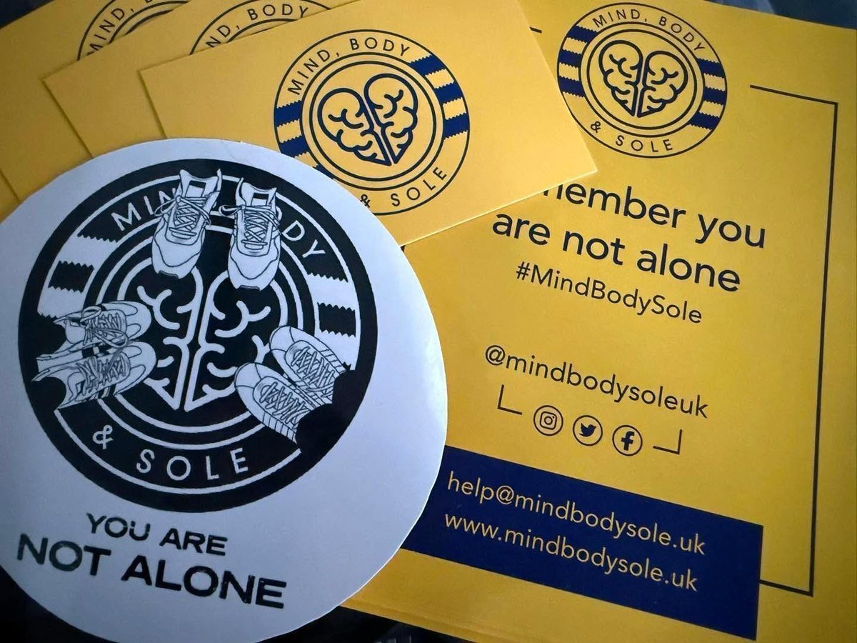 MindBodySoleUK's tweet image. Remember, your anxious thoughts don’t define you.  When worry feels overwhelming simply take a deep breath pause and ground yourself in the present moment. #MentalHealth #Mindfulness