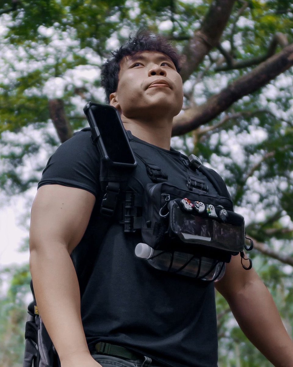 tacticalgeekedc's tweet image. ➰ TacticalGeek CL9 Chest Pack — Easy-Pull Zipper Setup
Looped zipper pulls make opening and closing faster and easier.
👉 See more on Kickstarter
kickstarter.com/projects/tacti…

#tacticalgeek #everydaycarry #edc #edcbag #chestbag #slingbag #urbanedc #dailycarry #carrysmarter