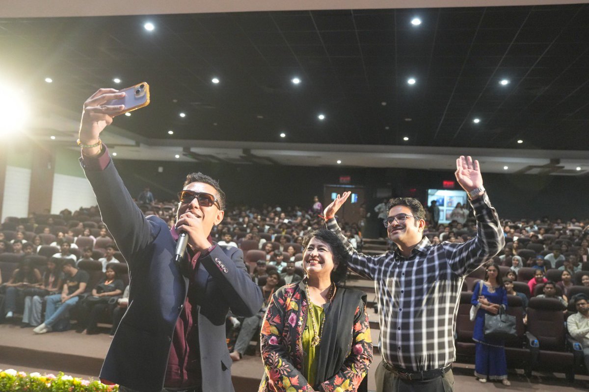 DEVANSHU tweet media