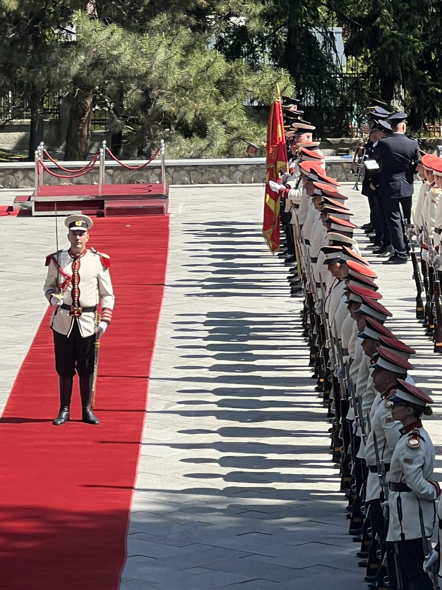 PIFux's tweet photo. Visitatio Praesidis Helveticae Confoederationis in Septentrionali Macedonia (in urbe Σκούποι) https://t.co/3S2s6DfpJo
