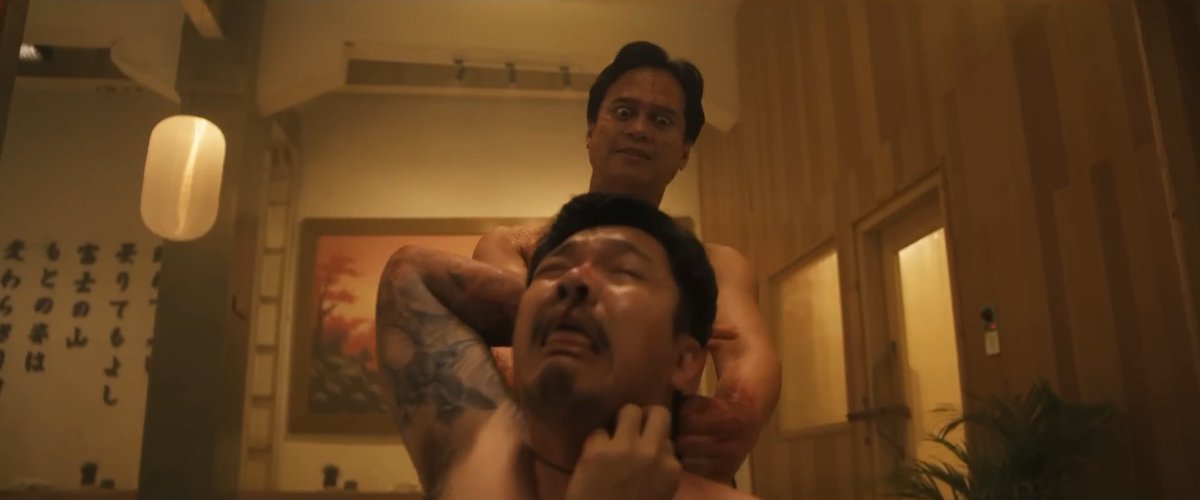 djaycoholyc's tweet photo. Sidharta Tata itu salah satu sutradara favorit gw sejak dia mulai debutnya. Cara penyutradaraan dia tuh asik buat ditonton, Ikatan Darah ini salah satunya. 

Filmnya brutal dan ngingetin kita kayak film/serial action tahun 90an.  Ketara banget kalau filmnya dibikin serius. Ada nama Ryan Santoso & Iko Uwais yg jadi produsernya, mereka udah banyak terlibat di produksi film2 Hollywood juga.

Hari ini udah tayang di Bioskop