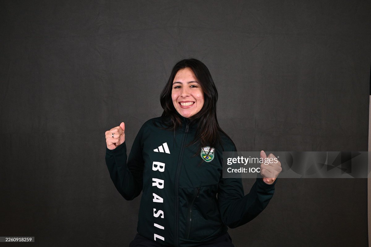 LendasOlimpicas's tweet photo. Eduarda Ribera, Brasil 🇧🇷.
Esqui Cross-Country. Sprint Clássico. 10 km livre, feminino.
72º lugar.
Jogos Olímpicos de Inverno, Milano Cortina 2026 🇮🇹.
#eduardaribera #brasil #milanocortina2026 #olympics #lenda #duda #esqui #tesero #adidas #cbdn #timebrasil #jogosdeinverno #bra https://t.co/6YCOyQna8y