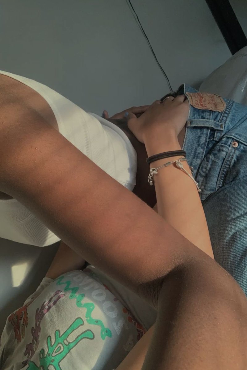 𝑪lara. tweet media