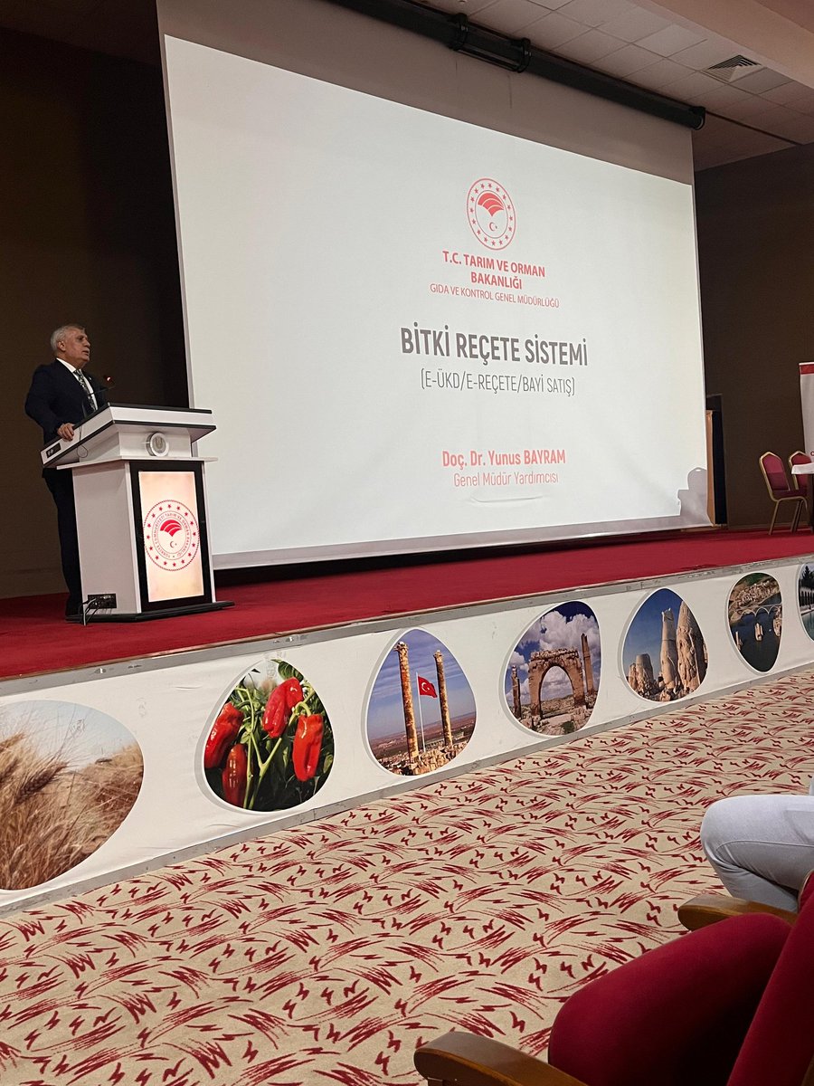 Sanliurfatarim's tweet photo. 📌Bakanlığımız Gıda ve Kontrol Genel Müdürlüğünce, Bitkisel Üretim ve Bitki Sağlığı Şube Müdürlüğü koordinesinde B-REÇETE Sistemi Bilgilendirme Toplantısı gerçekleştirildi.
@TCTarim @ibrahimyumakli @GidaveKontrolGM @UrfaValiligi @hasansildak @MsalihsSt https://t.co/Soeqik5hk9