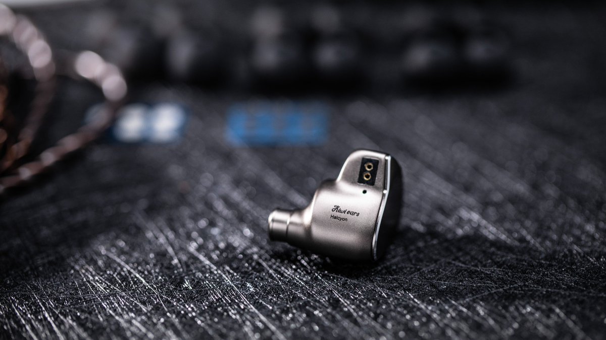Linsoul_Audio's tweet image. The Kiwi Ears Halcyon Kickstarter project is officially LIVE. 🔥
Link in our bio 

#IEM #music