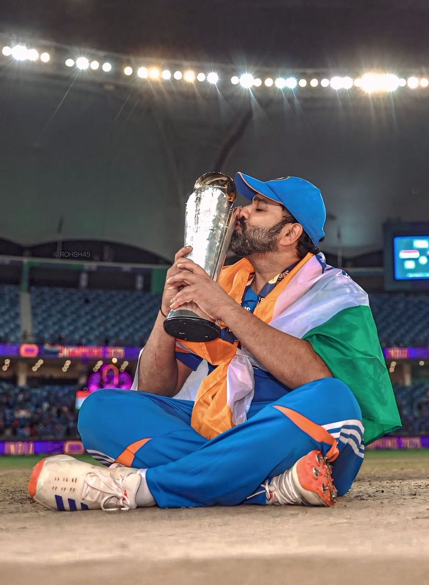 AaravNene's tweet photo. Happy Birthday Hitman Rohit Sharma❤️

Most elegant batsman https://t.co/XZ2c2b1J99