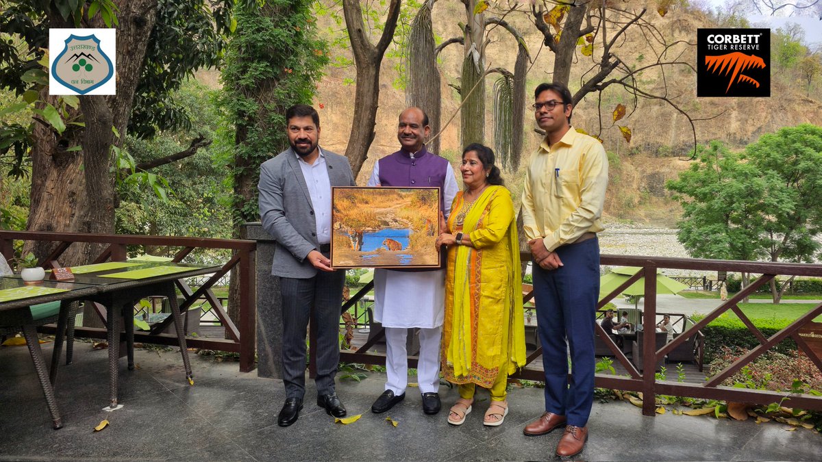 corbett_gov's tweet image. लोकसभा अध्यक्ष श्री ओम बिरला जी ने कॉर्बेट टाइगर रिजर्व के भ्रमण के दौरान धनगढ़ी म्यूज़ियम में इतिहास जाना व शहीद वनकर्मियों को श्रद्धांजलि दी।
ढिकाला जोन की सफारी में बाघ व हाथियों के दीदार कर उन्होंने वन्यजीव संरक्षण व प्रबंधन की सराहना की।
 #OmBirla #Wildlife #Conservation