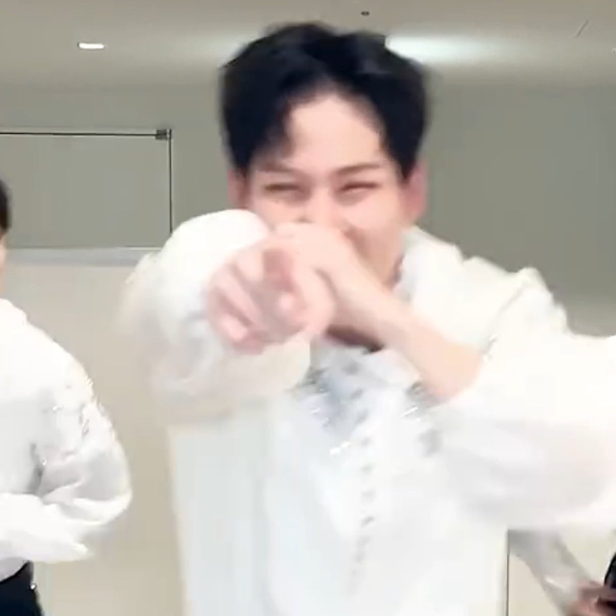 히호 tweet media