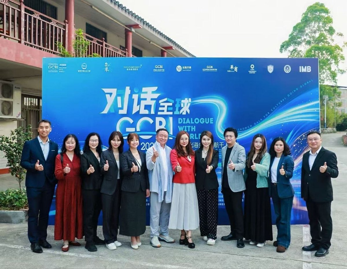 CrazyLive tweet media