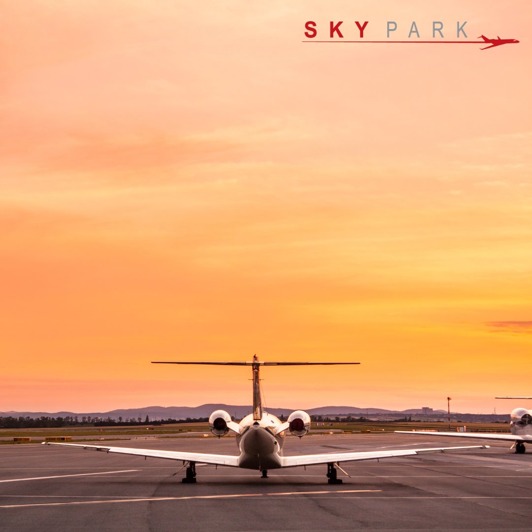 skyparkbac's tweet image. You can be assured that no matter when you arrive or depart, we will be there to serve you whenever needed.

For enquiries, please contact us at operations@fbo.subangskypark.com or call us at +6012-239-3774.

#privatejet #privatejetcharter #aviation  #businessaviation