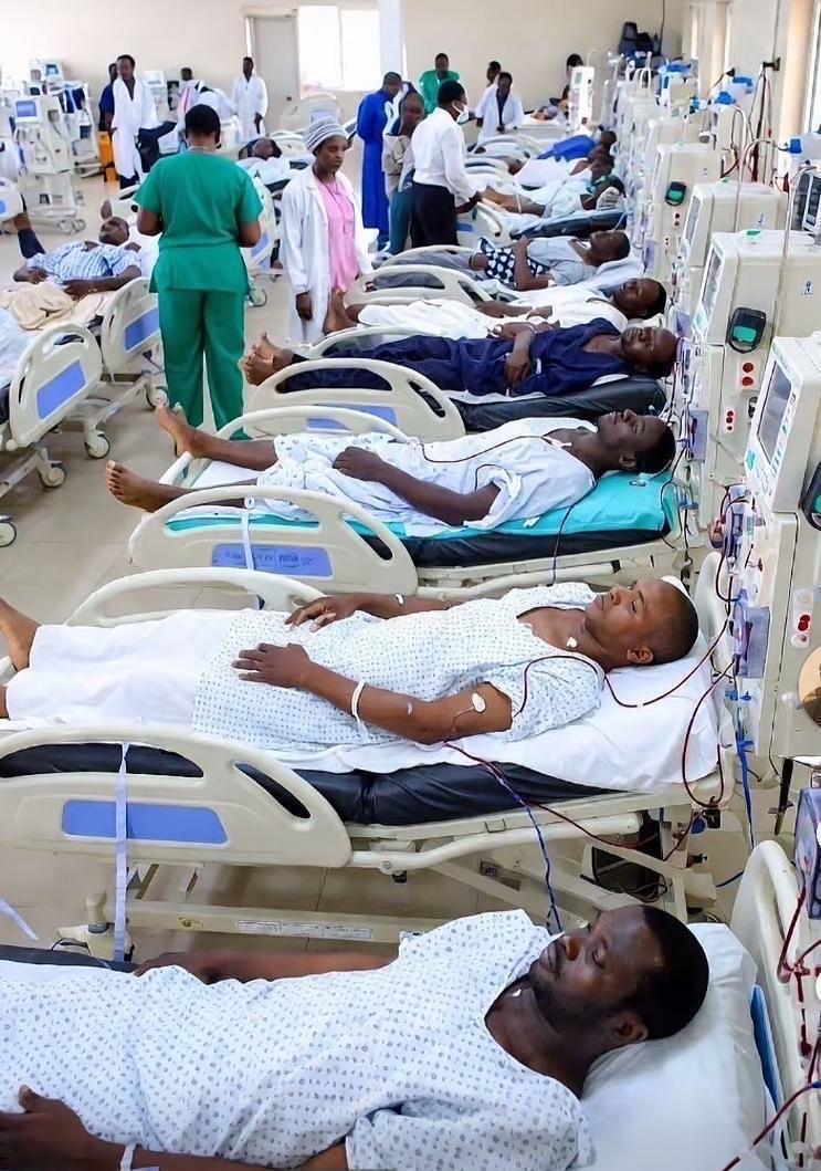 rajuQuire's tweet photo. Dialysis ��� https://t.co/HPgAo99KQN