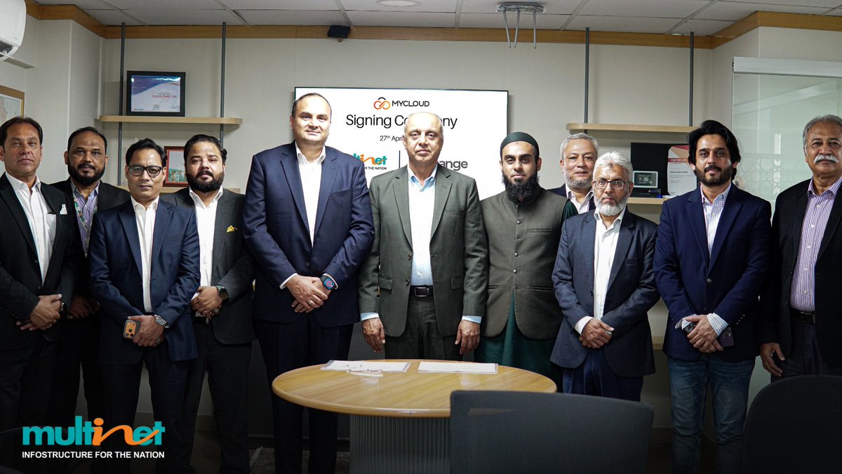 OfficialMPPL's tweet photo. Multinet Pakistan has formalized a strategic partnership with (BIPL) through the signing of a Memorandum of Understanding (MoU) to advance cloud adoption via MyCloud. https://t.co/QJxLfLzzjv