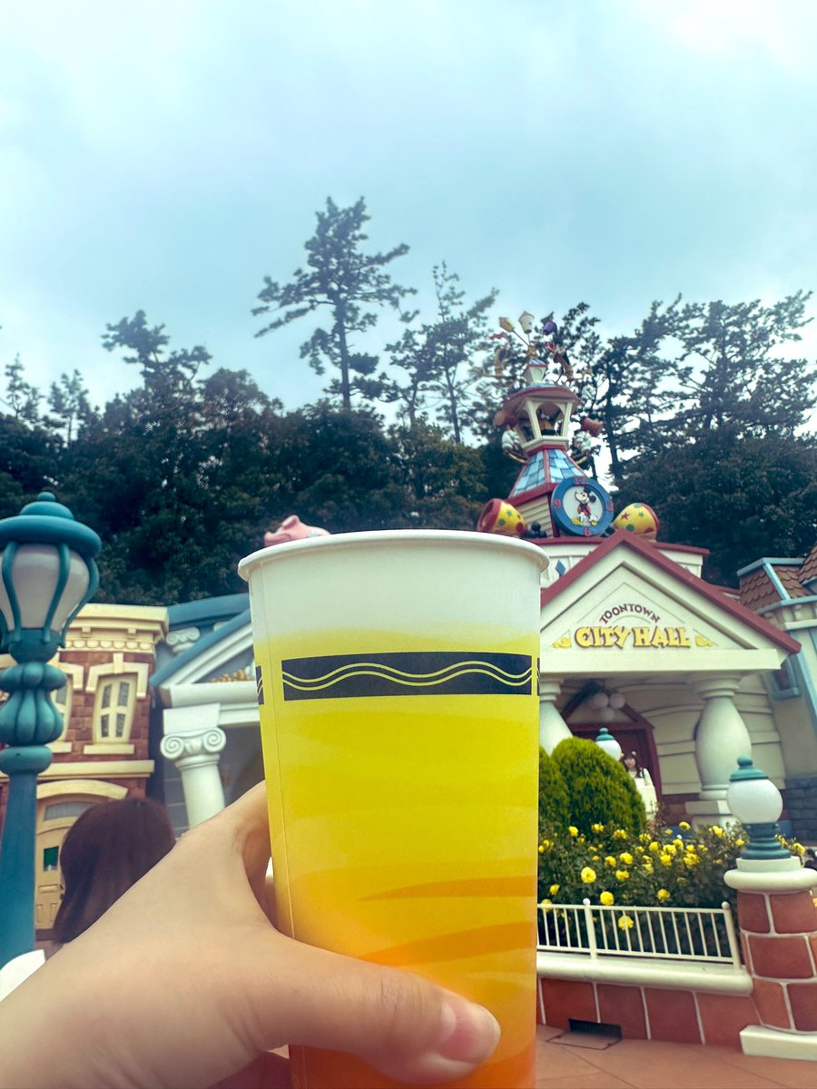beer_nao_beer's tweet image. 久々のディズニー🏰ディズニーで飲むビールは本当最高ー🍺
#Beer #ビール #ディズニービール