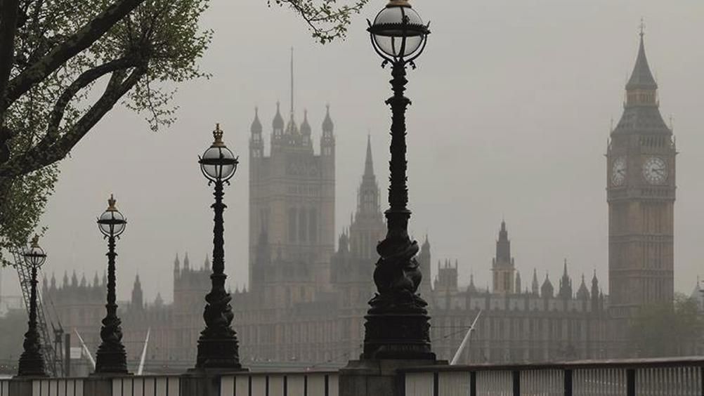 SecEd_Education's tweet image. #Schools are still waiting for the STRB pay report. @DanielKebedeNEU warns that unfunded pay rises risk deeper cuts – and that @NEUnion members are prepared to strike to secure proper funding for schools: buff.ly/QbjCo42 #TeacherPay #SchoolFunding #Teachers