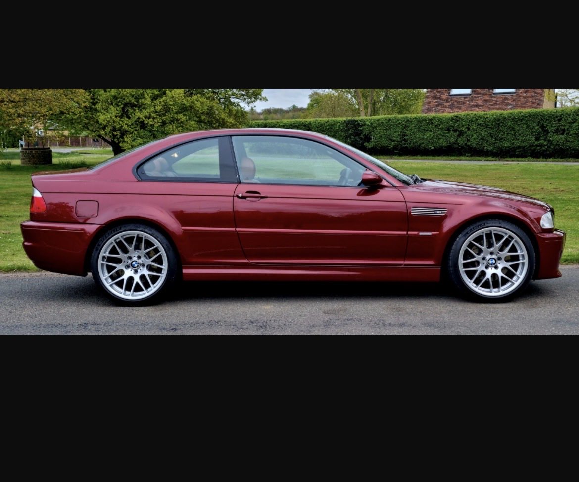 MeadusDavid's tweet photo. @MunichLegends Let’s pretend we are colour blind and say Individual Ruby Red with Champagne leather. 🙌 https://t.co/30dWy38lev