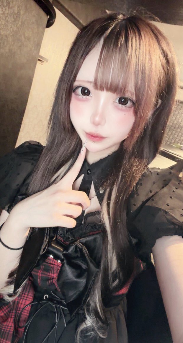 りゅあ㌠ tweet media