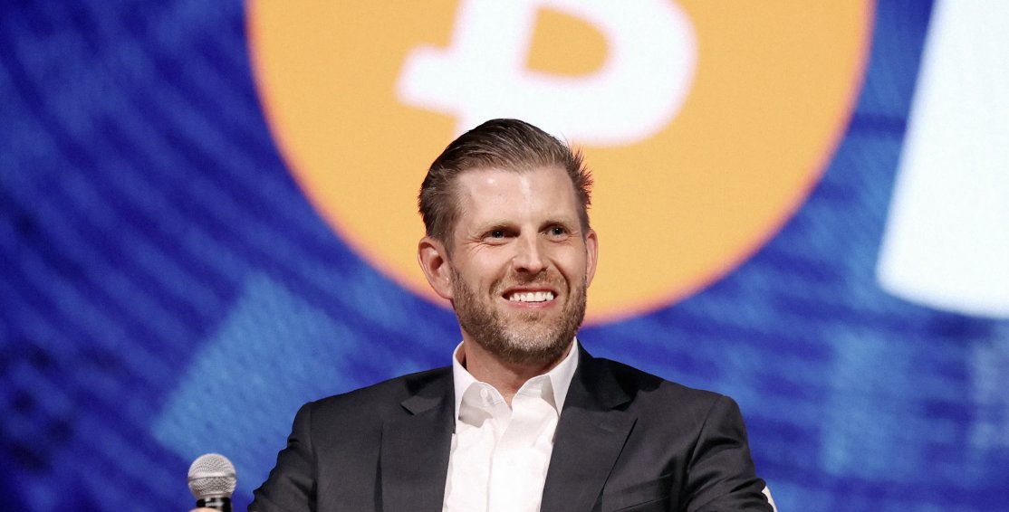 crypto_detente's tweet image. 🚨 Eric Trump affirme que la crypto doit devenir beaucoup plus simple à utiliser pour une adoption massive, surtout à l’intersection entre TradFi, DeFi et CeFi.

Pour la news détaillée : 🔗 t.me/crypto_detente

#Crypto #Adoption #DeFi #CeFi #Fintech