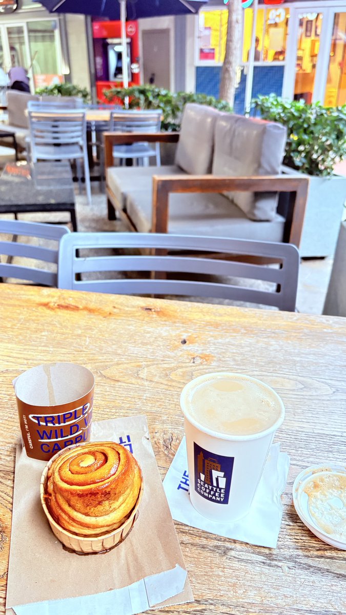 mahlalelaesthe1's tweet image. Thursday are for coffee
#coffee #selflove #seatlecoffee