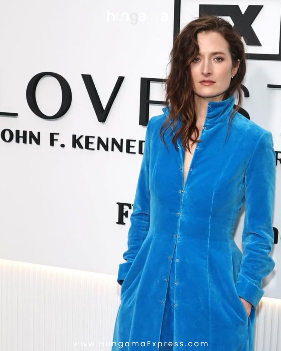 HungamaExpress's tweet image. Paul Anthony Kelly and Sarah Pidgeon come together again at a promo event for their Hulu series Love Story: John F. Kennedy Jr. &amp;amp; Carolyn Bessette, with their co-stars.

Via Getty

#JFKJr #CarolynBessette #PromoEvent #CelebrityCast #TVSeries #TrendingNow #FYP #HungamaExpress