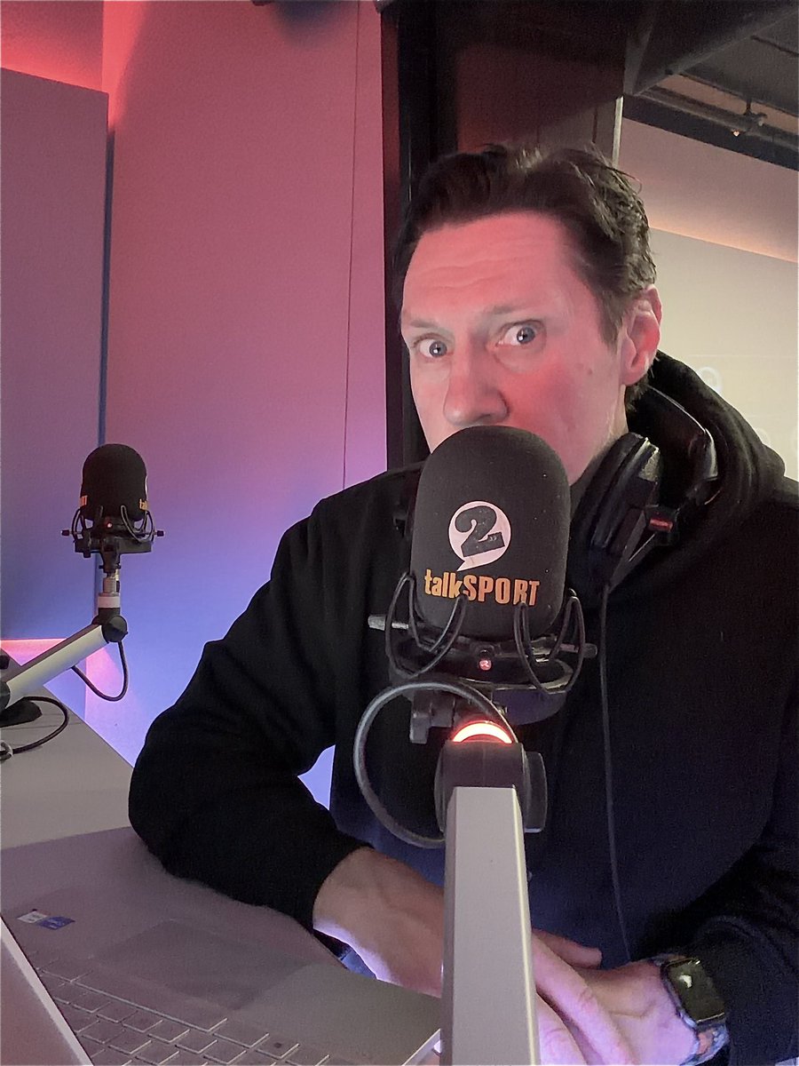 Danfudge's tweet photo. This week on EFL Fan Network on @talkSPORT2 
AKA - Dan tries to hide his terrible moustache and talks about football show (title rejected) 

🚜- Ipswich take it down to the wire w/@BlueMondayITFC 
🎬- scenes on toast for York w/@sameoldcitypod 
🎭- Pure drama at Newport w/@1912Exiles 

Swansea and Charlton tackle the big question in “You tell me” w/@SwansCastMedia and From the Valley Floyd

5pm here - https://t.co/Kmk5fHExcG

#efl #championship #league1 #league2