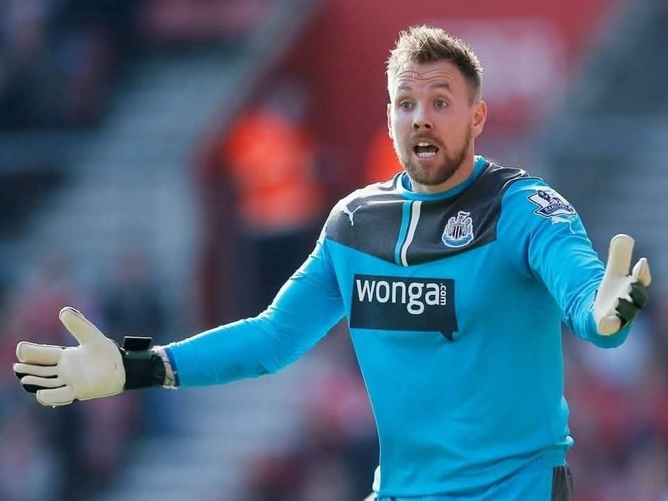 Magpie24_7's tweet image. Happy birthday to former Newcastle United keeper Rob Elliot 🎁🥳

#NUFC #NUFCFans #Newcastle