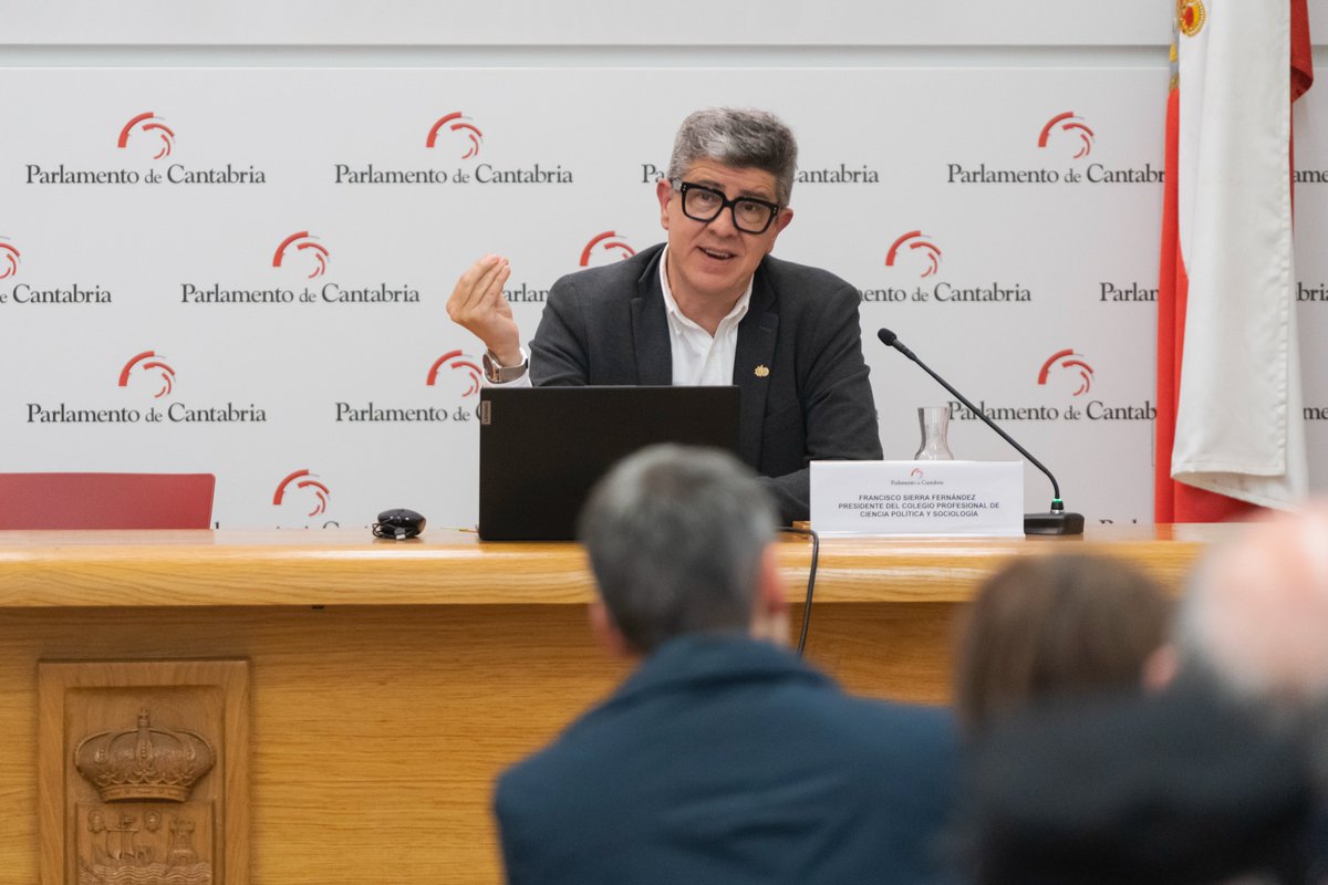 Parlamento de Cantabria tweet media