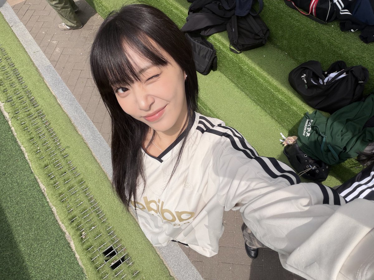 케니 tweet media