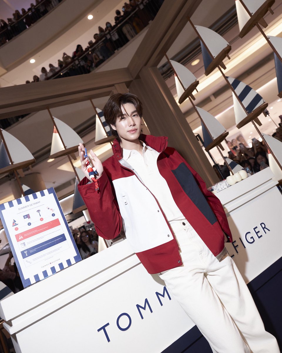 Harper's BAZAAR Thailand tweet media