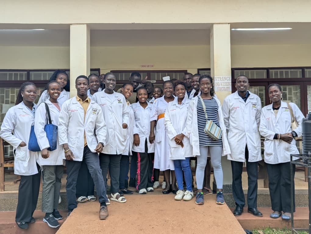 Muhunsa_MAK's tweet image. From classroom to real experience ✨
Makerere Nutrition students at Nalufenya , Jinja gaining hands-on skills in nutrition assessment.
Big thanks to SFTNB, our dean &amp;amp; lecturers for the blended learning experience 🙌🏾
#MUHUNSA #NutritionInAction
#StudentLife