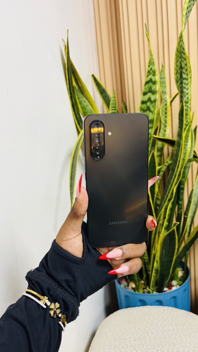 Phone Express Kenya tweet media