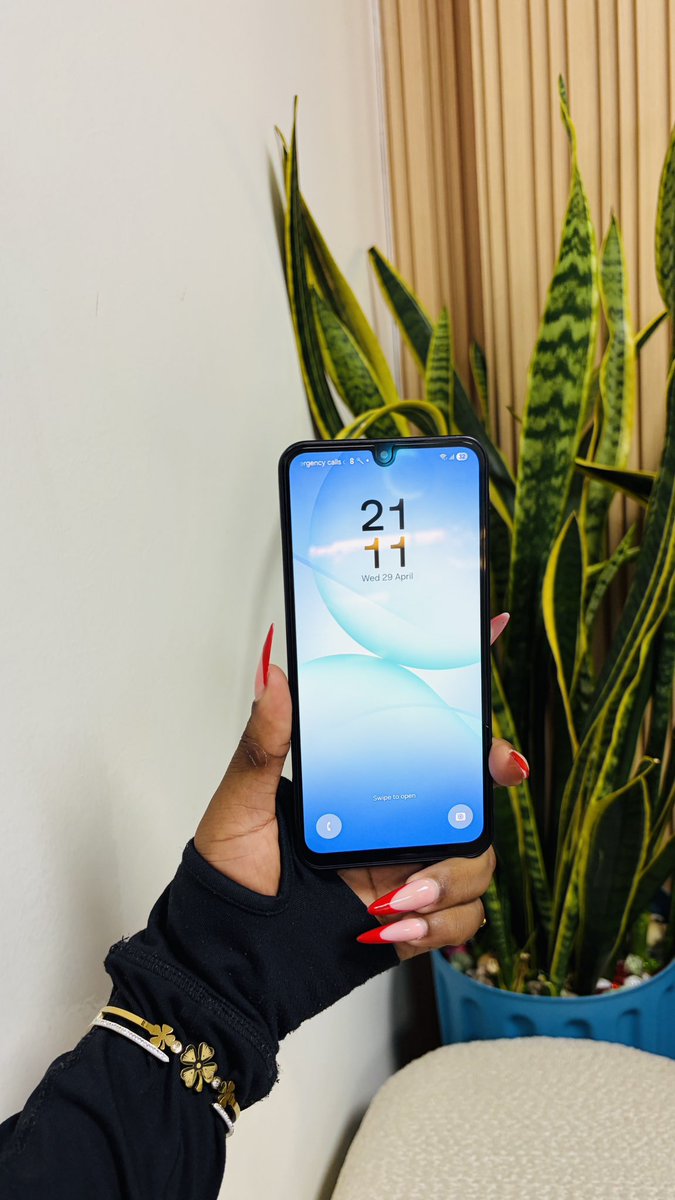 Phone Express Kenya tweet media