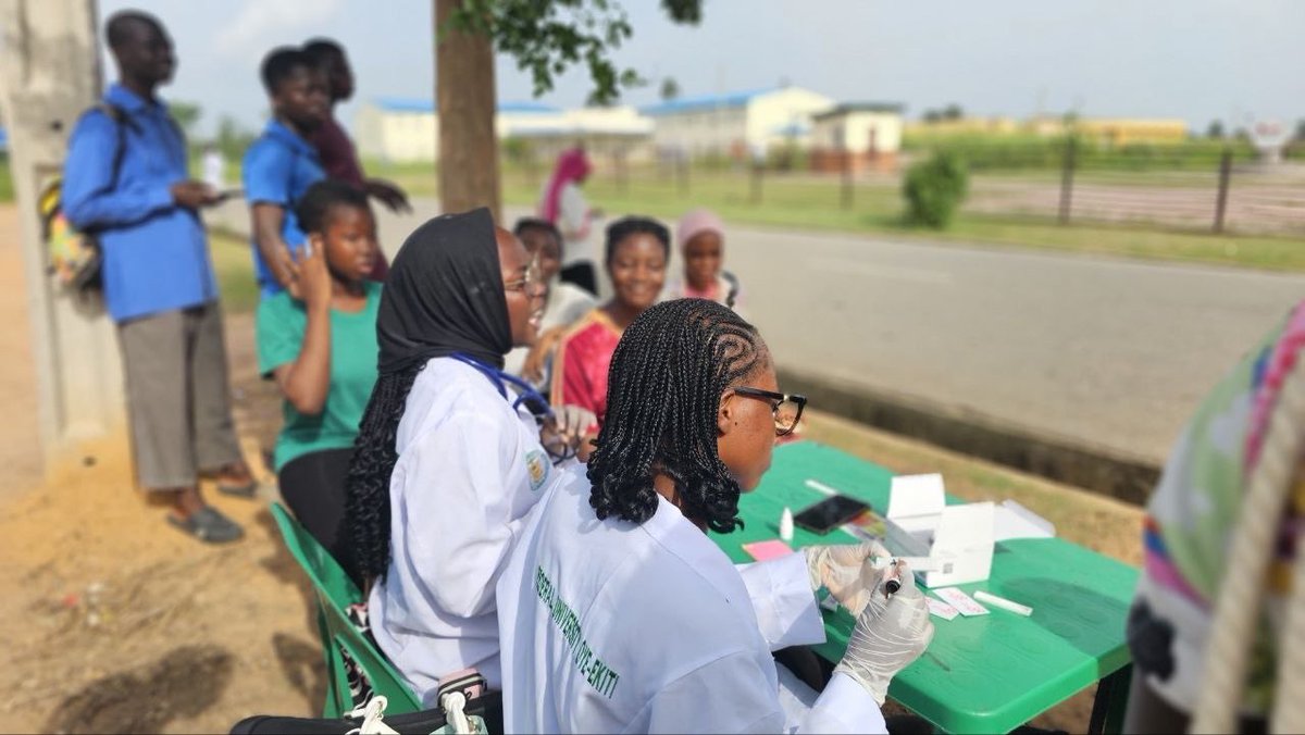 Fuomsascoph's tweet photo. HAPPY WORLD MALARIA DAY🧡🧡🧡 FUOMSA-SCOPH did a thing—Operation end malaria in FUOYE. https://t.co/Osoi36ysvs
