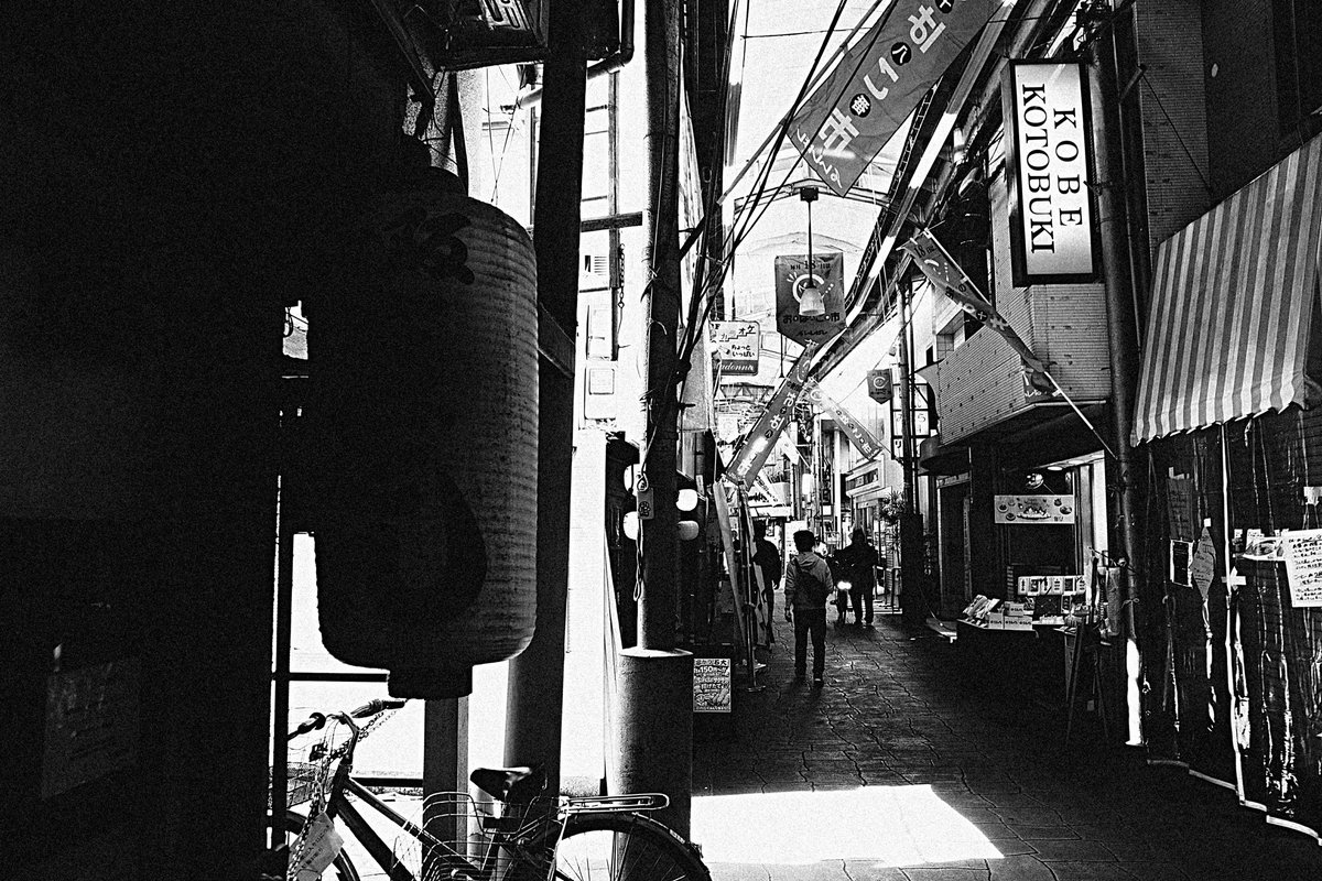 wao_camera's tweet image. 石橋商店街

GRⅣ monochrome
#GR4monochrome #SnapShot 
#monochrome 
#streetsnap