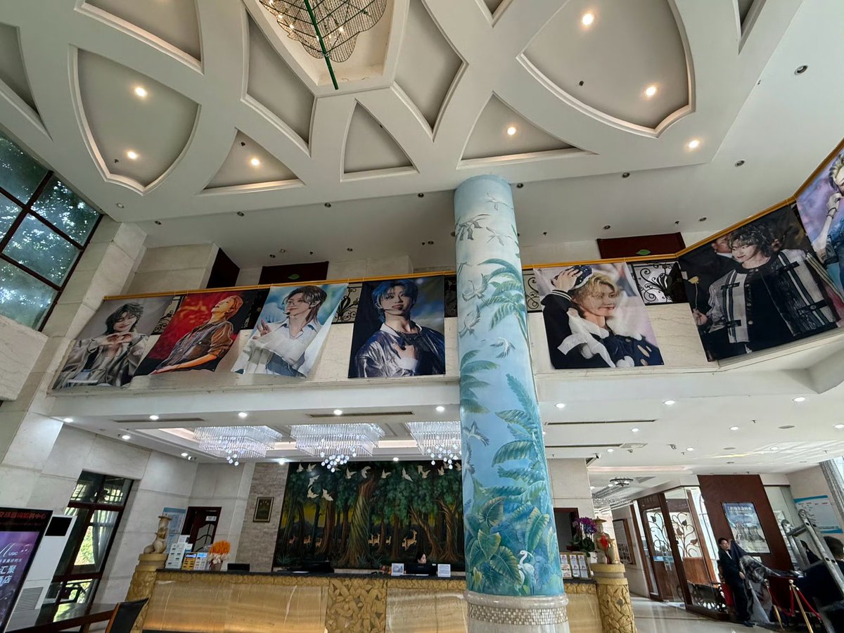 pastelmoon ✈︎ tweet media