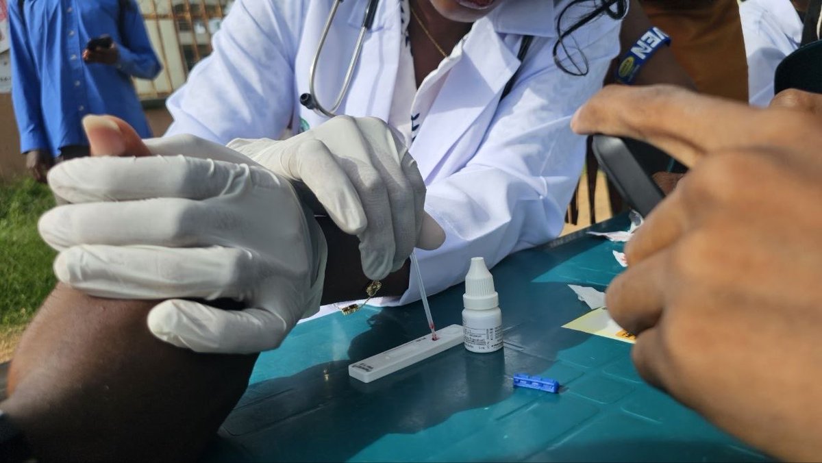 Fuomsascoph's tweet photo. HAPPY WORLD MALARIA DAY🧡🧡 FUOMSA-SCOPH did a thing—Operation end malaria in FUOYE. https://t.co/OYaRWrzihQ