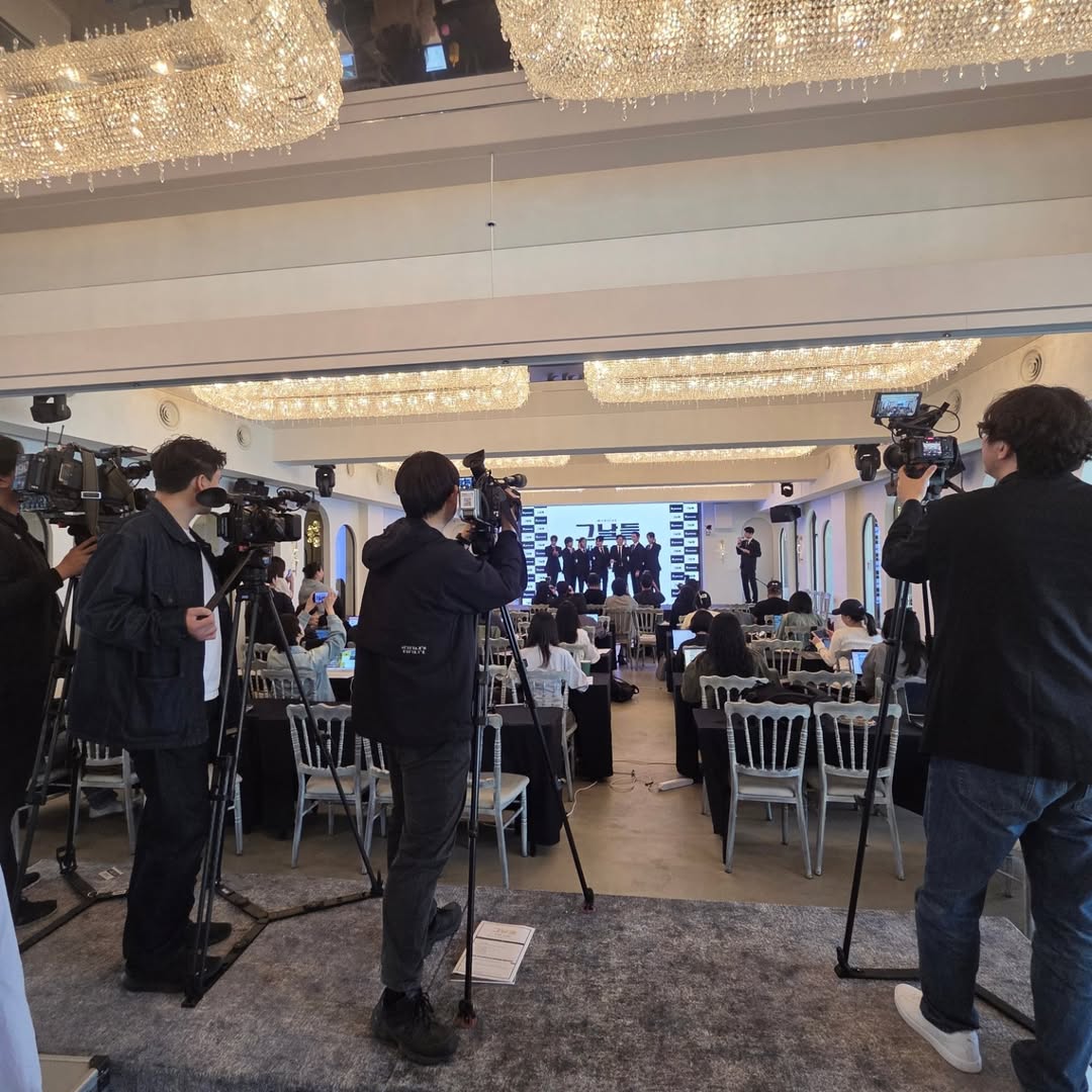 감성배우 보관소 tweet media