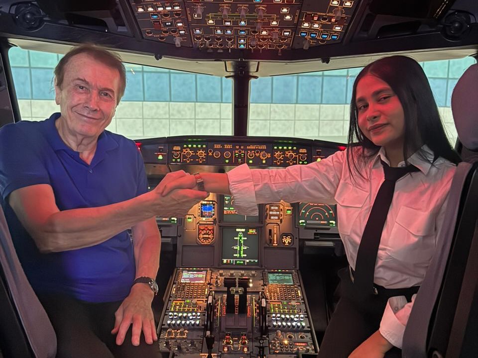 Hmaviationindia's tweet photo. Welcome Himani and Kartik Our newest Airbus A320 rated pilots
They are ready to take to the skies!

We are incredibly proud of both of you, your hard work, dedication, and passion have truly paid off.
#hmaviation #typerating #a320 #a320typerating #pilottraining https://t.co/xfXbOkVKsA