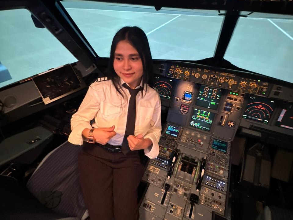 Hmaviationindia's tweet photo. Welcome Himani and Kartik Our newest Airbus A320 rated pilots
They are ready to take to the skies!

We are incredibly proud of both of you, your hard work, dedication, and passion have truly paid off.
#hmaviation #typerating #a320 #a320typerating #pilottraining https://t.co/xfXbOkVKsA