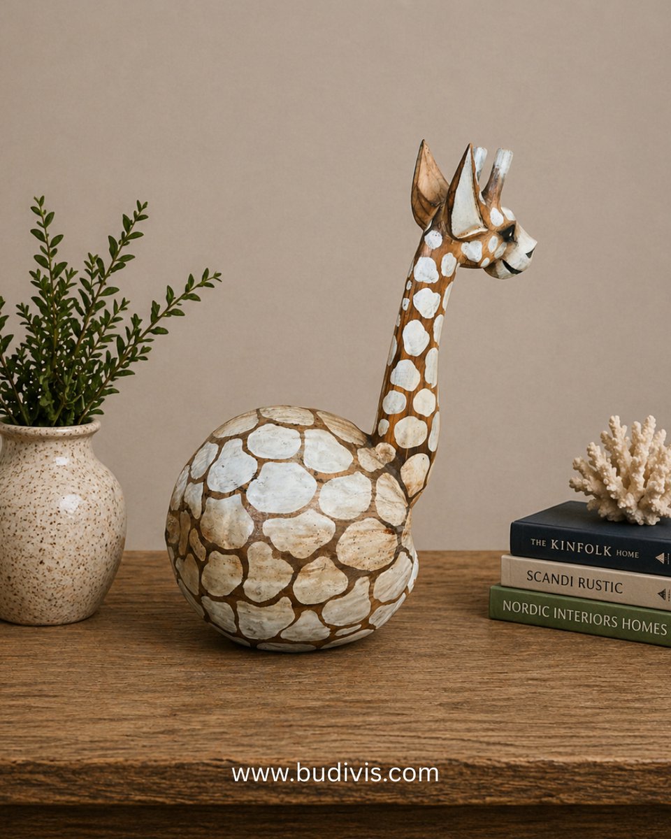 budivis's tweet photo. Handcrafted giraffe decor made from whole coconut and wood. Natural texture meets artistic carving—perfect for rustic and modern interiors. 🌿
#GiraffeDecor #CoconutArt #HandmadeDecor #BaliCraft https://t.co/MqhsWEKDAP