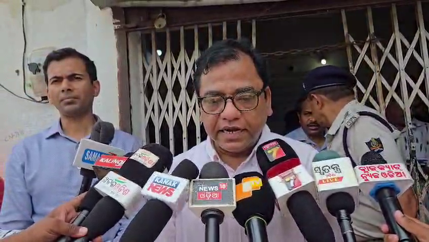 ଓଟିଭି tweet media