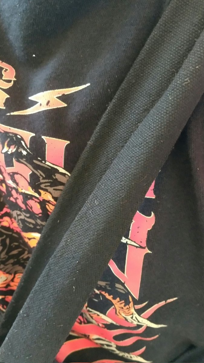 CharibertAtomos's tweet photo. 光の戦士の軌跡展にいつものかっこうで行ったケド、もうちょっとヒカセン感出した方が良かったかしらネェ？ https://t.co/WiyTClfIaz