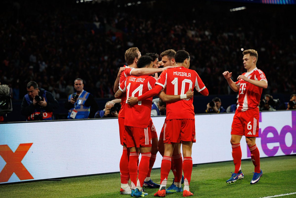 ActuFoot_'s tweet image. La stat est FOLLE ! Environ 4 buts par match sont inscrits cette saison en phase à élimination directe de Ligue des champions. 😱

Un chiffre record (exactement 3,93 buts par match) en Champions League. 🍿⚽️