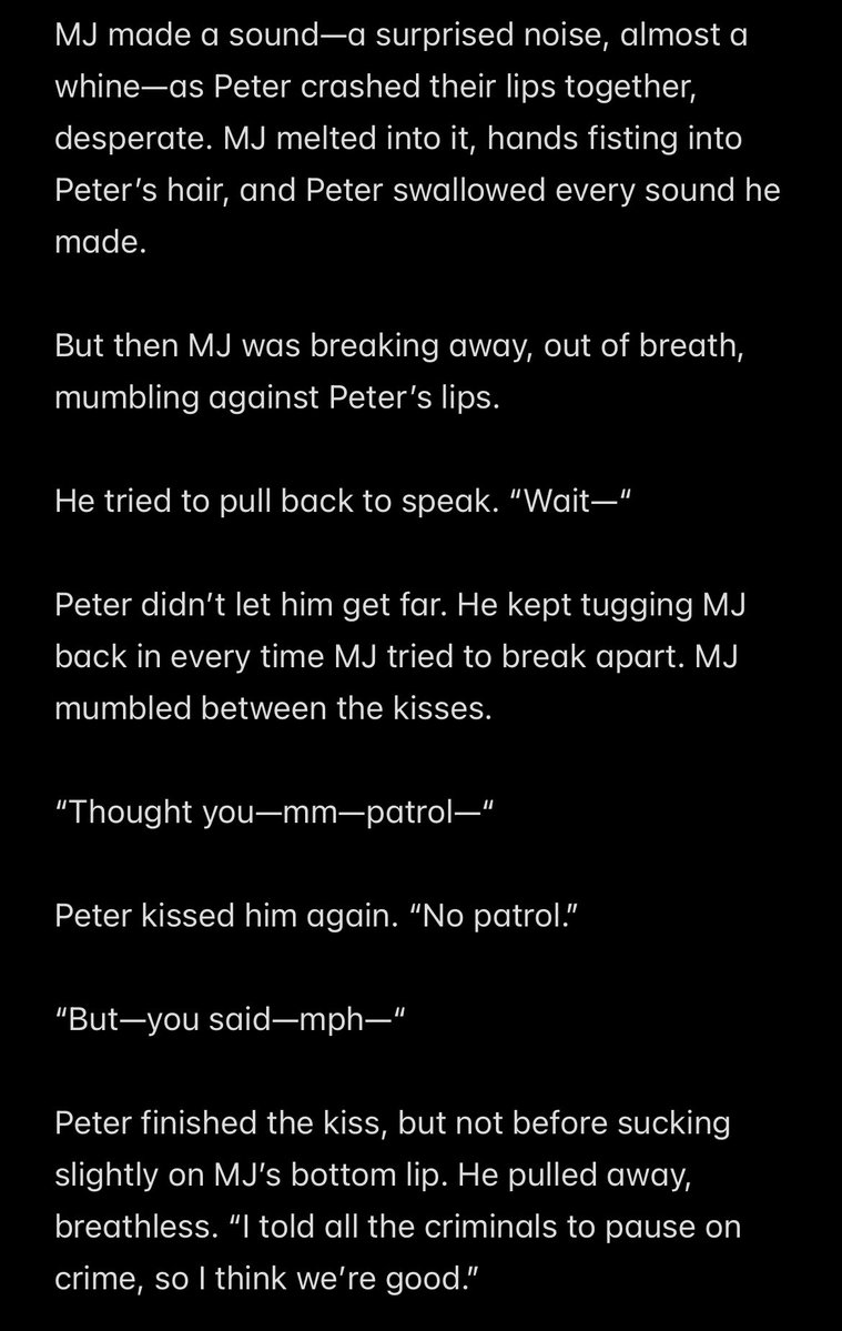 mmynoelles's tweet image. 😛😛 peter tells mj about his spiderman tweets and mj still #needthat