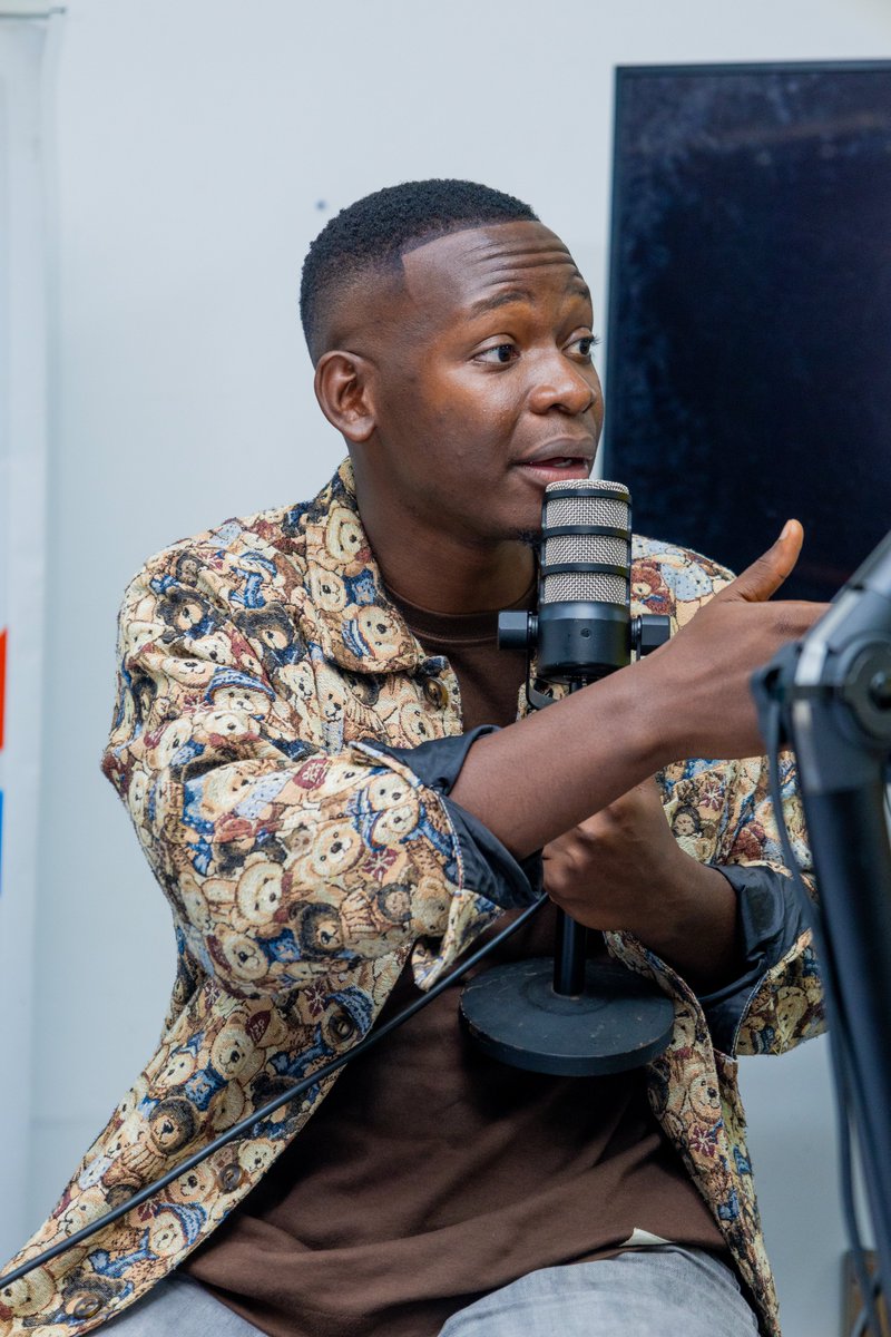 IMChallengeug's tweet photo. 🎙️Mic on. Nerves high. Skills sharper than ever

Our #MediaAlumniUg @Joshua_Caleb_,@Yaddah_411, @JosephElshaddai &amp; @Kim_Morgan3 shared their experience being part of the #MediaFellowshipUg Radio Week and they described it as one of the best hands-on learning experiences they had. https://t.co/xnOwnp3LLW