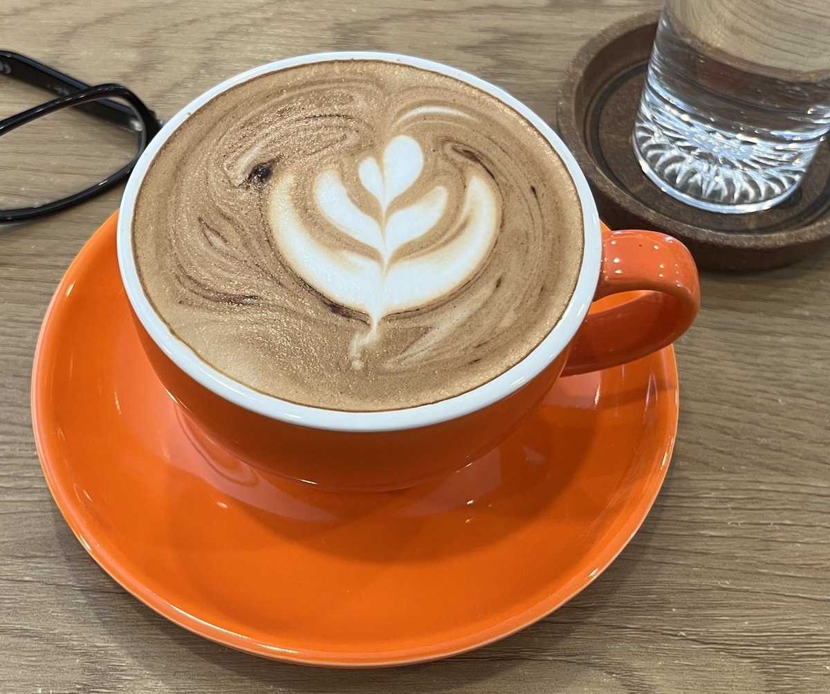 RobWatson1912's tweet image. Cappuccino ☕
That was quick 

#coffee #CoffeeLover