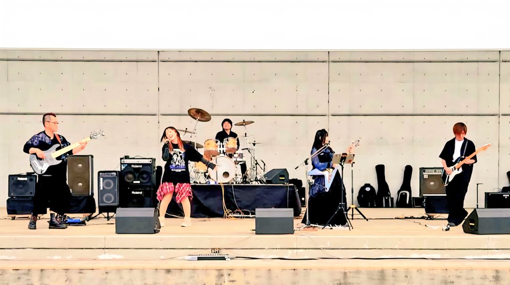 漆黒の毛玉 tweet media