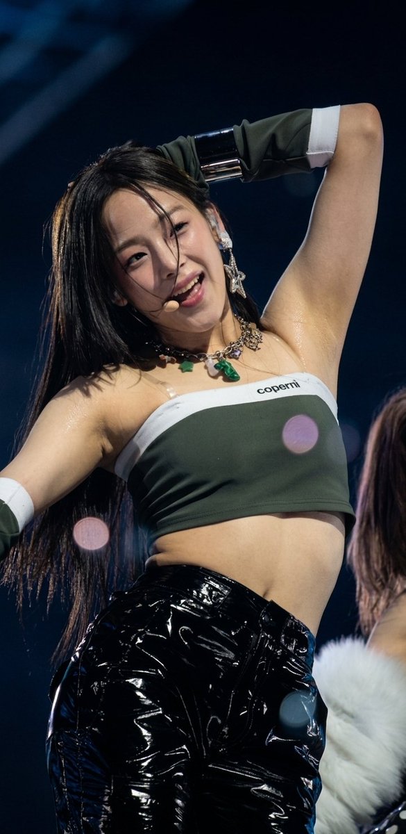 JOKAJOKI777's tweet photo. minji 💚 https://t.co/PjKiyoekcT