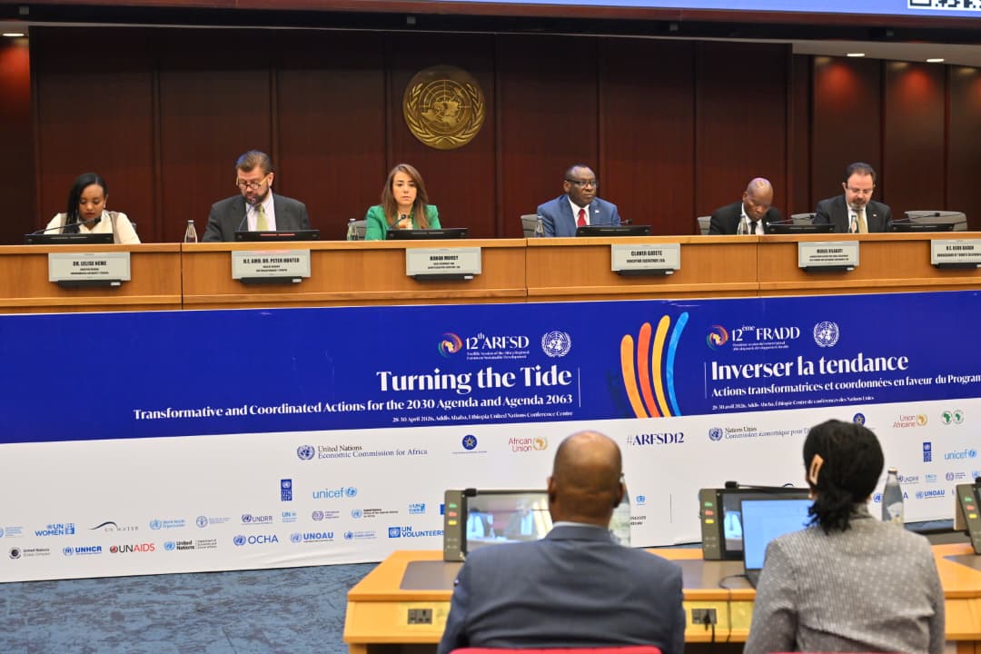 ECA_OFFICIAL's tweet image. The 7th Africa Climate Talks, under the theme “Africa’s Road to COP32: Urgency, Leadership and Action” organized on the margins of the African Regional Forum on Sustainable Devp't kicks off at the United Nations Conference Centre in Addis Ababa, Ethiopia.

#COP32 #ClimateAction