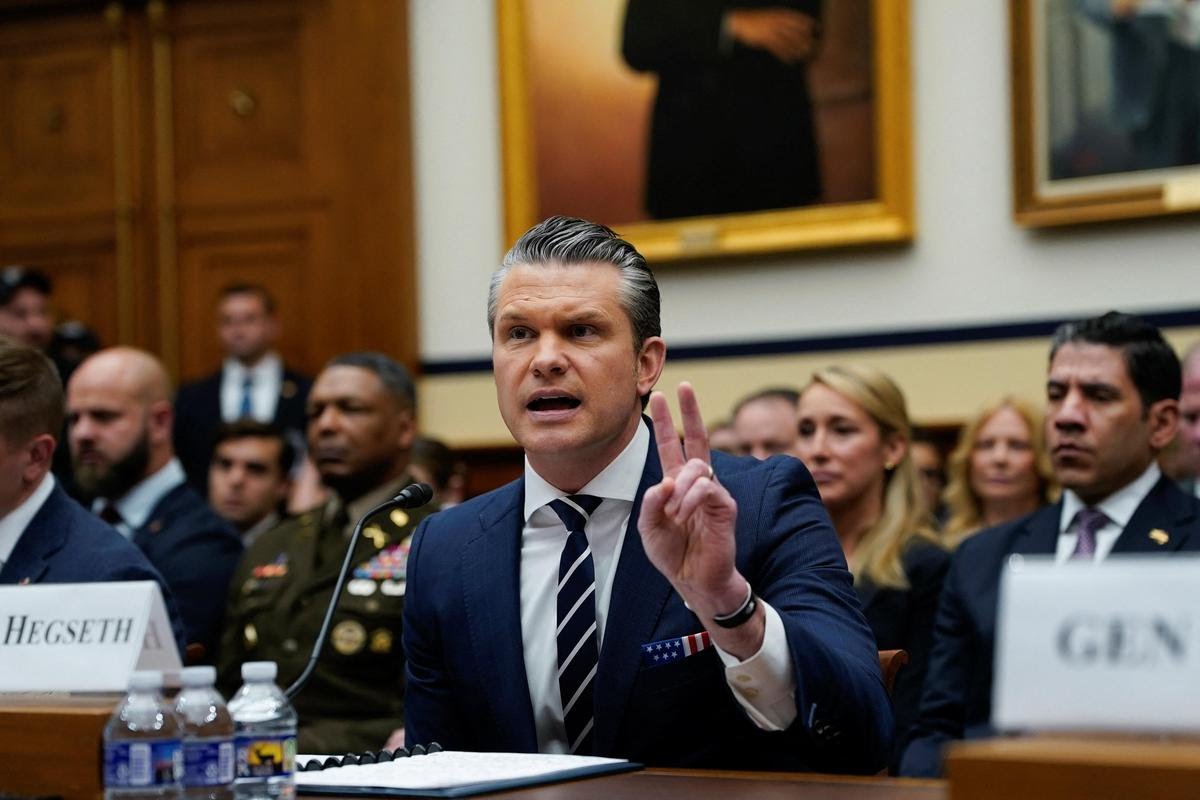 TheIndUSTech's tweet image. U.S. Secretary of War Pete Hegseth testified before #Congress in a nearly 6-hour-long hearing following the Iran conflict, outlining America’s evolving defense strategy and military priorities.

Key highlights:

• Strong emphasis on deterring China and strengthening U.S. power
